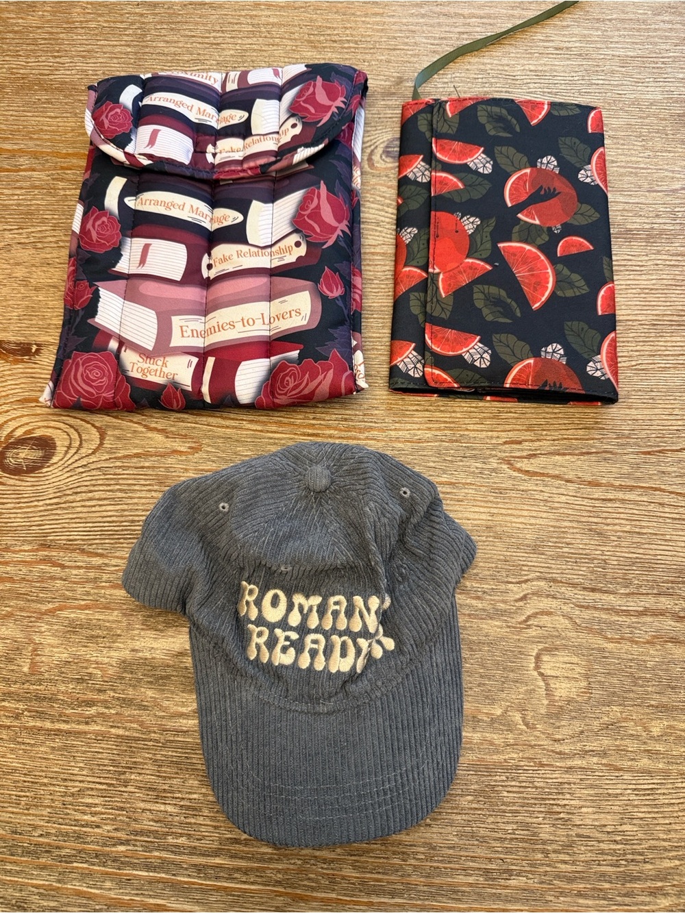 Assorted Bookish Box Items - Picture 4 of 11